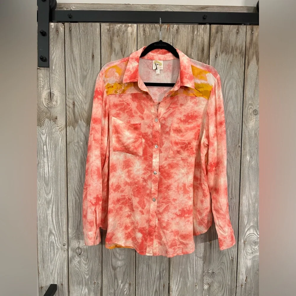 Figueroa & Flower Womens long sleeve roll tab sleeve button up blouse, size L - Picture 1 of 5